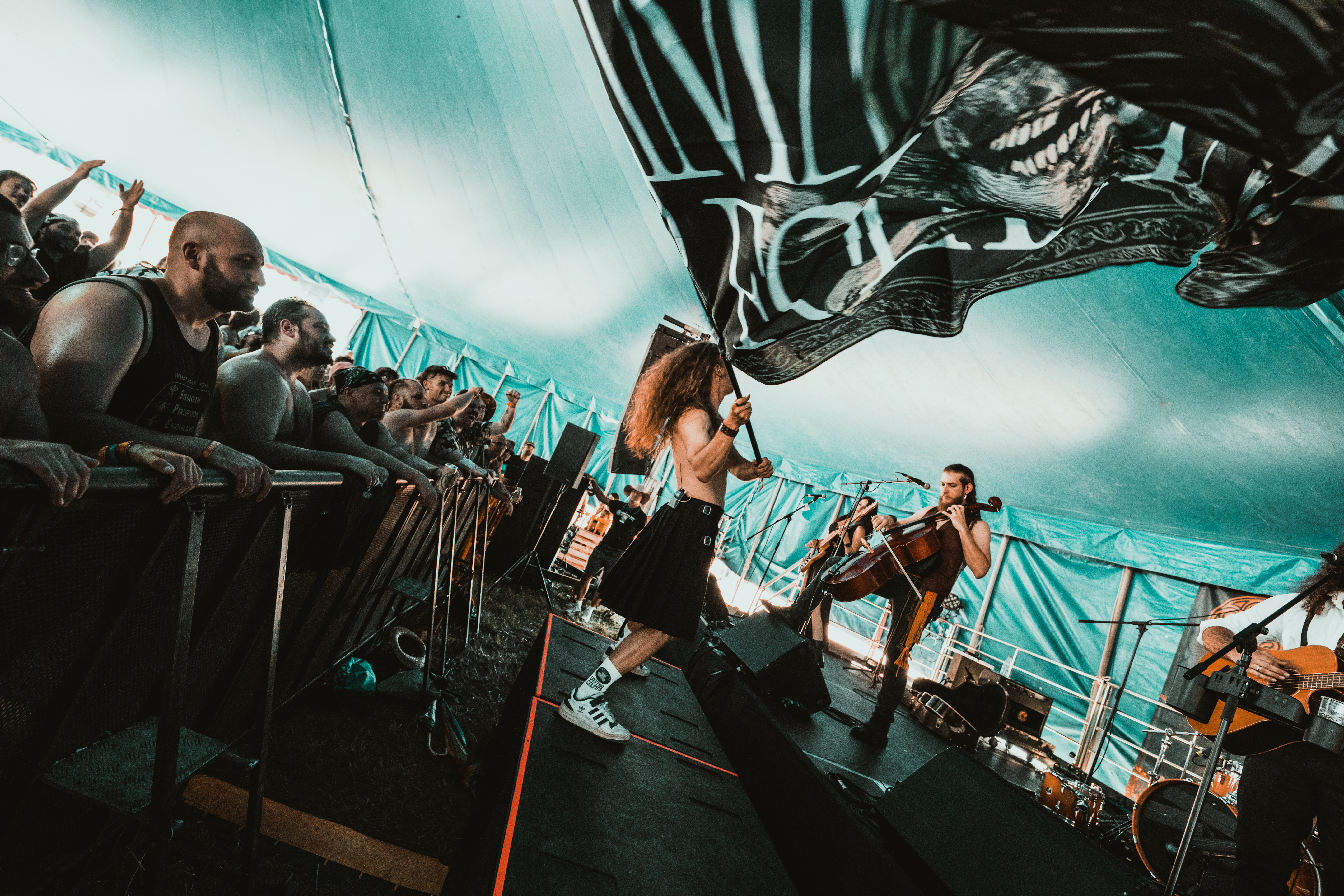 Jimmy & Scots Folk Band live